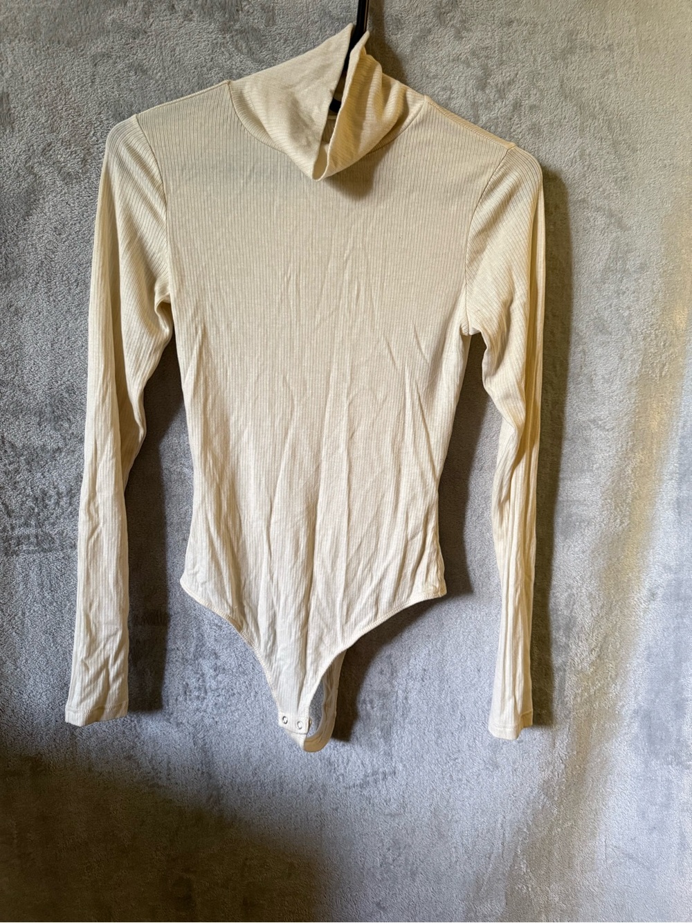 Everlane Ribbed Turtleneck Bodysuit in Cream